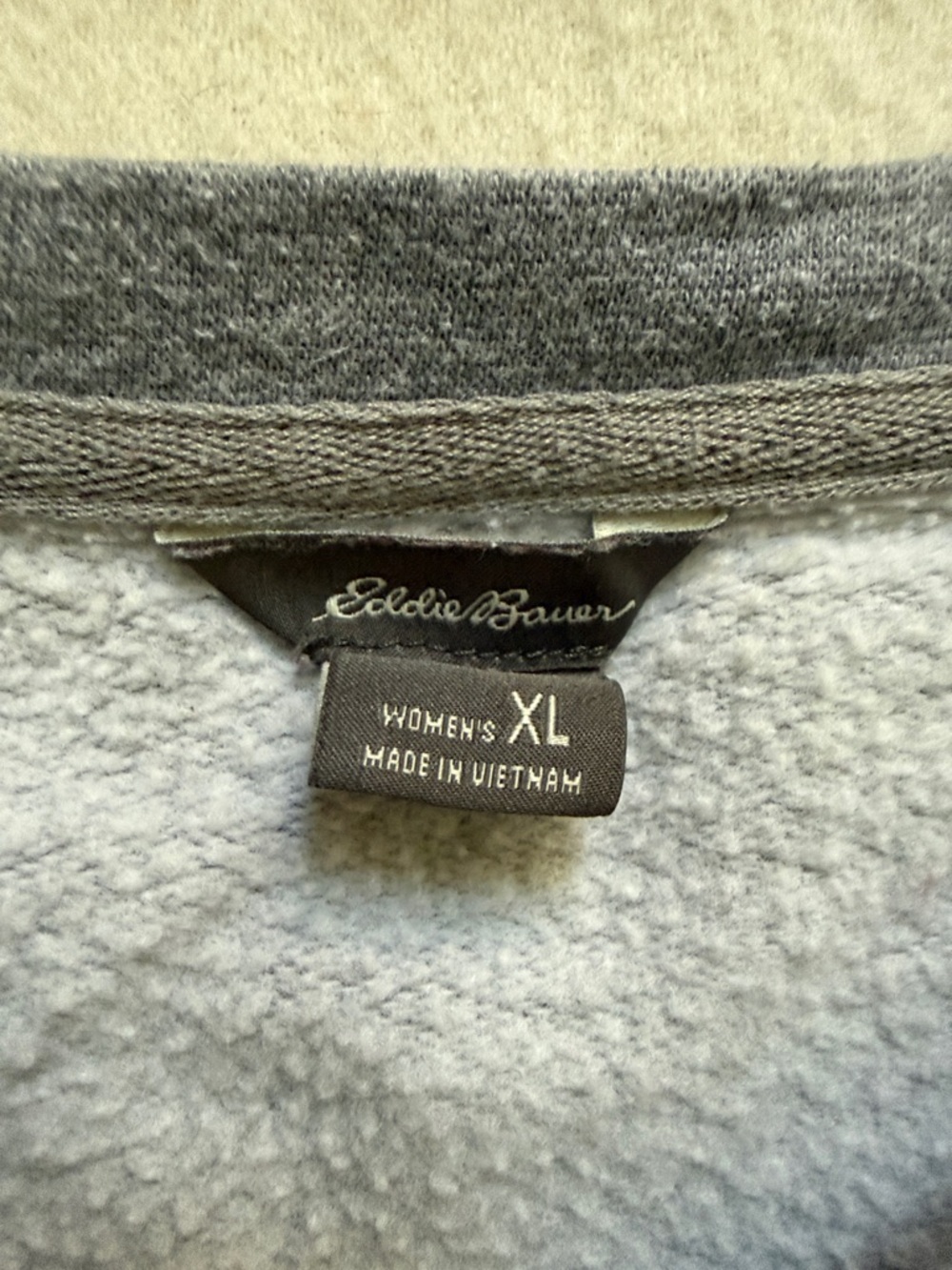Eddie Bauer Quilted Flag Crew Neck Sweatshirt Size XL - Picture 6 of 9
